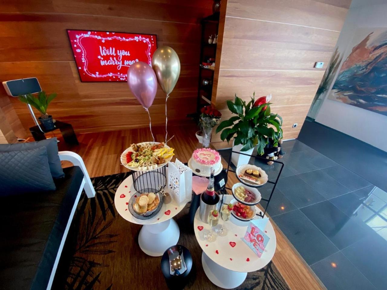 Wellness Dome Penthouse Suite 케르크라데 외부 사진